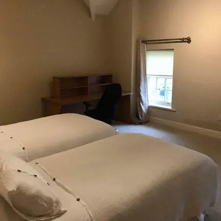 Guest house Warrensgrove Estate 4*